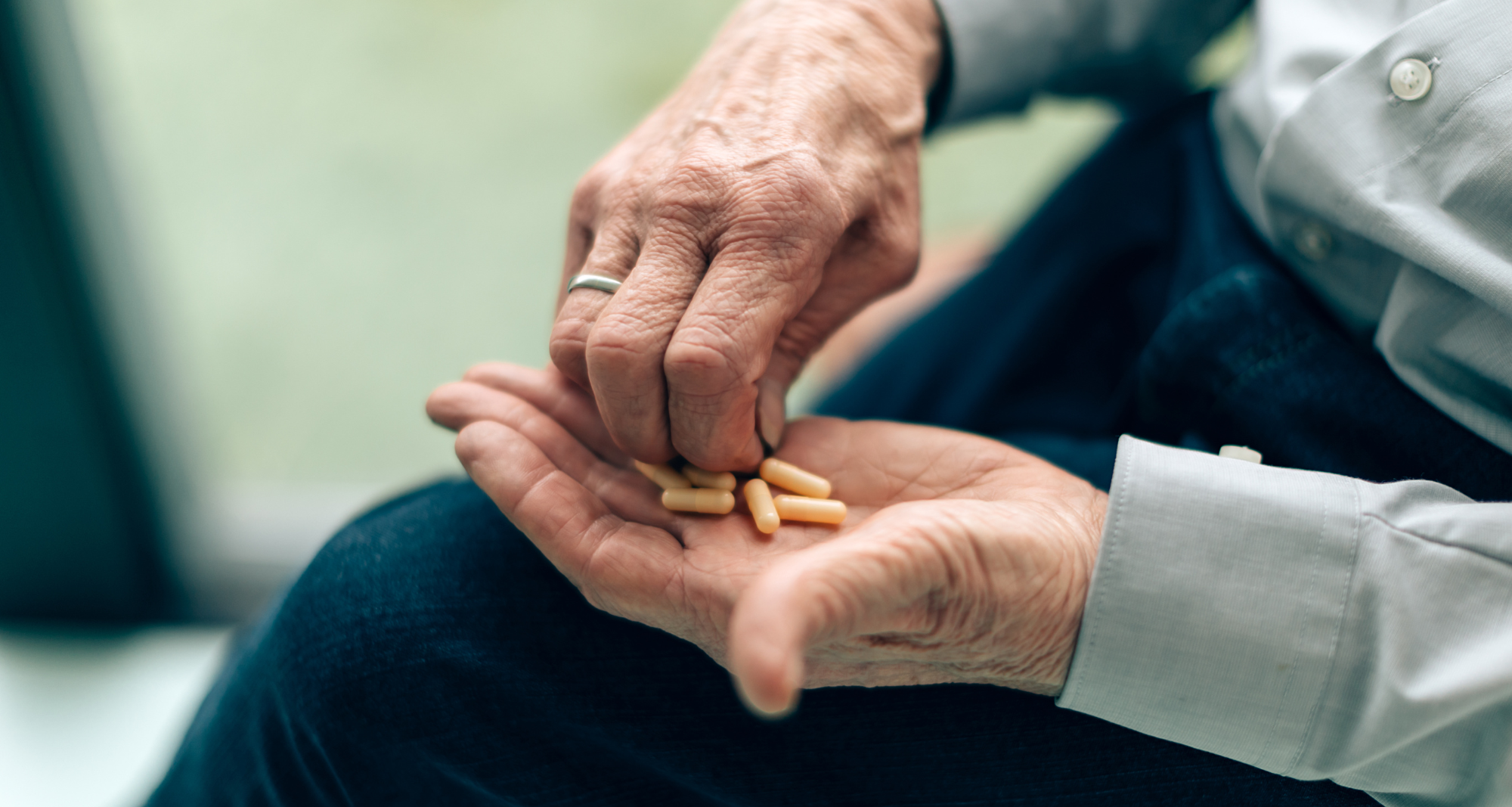 Farmacodependencia en personas mayores: LA PÍLDORA DE LA FELICIDAD NO TIENE FORMA DE PASTILLA