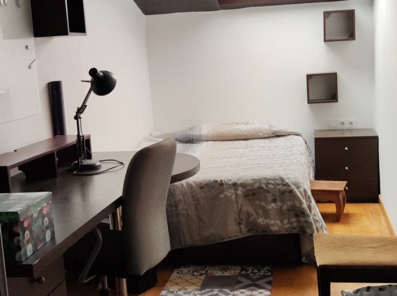 Imagen de 'alquiler de habitaciones en barcelona, montcada i reixac | convivencia intergeneracional'