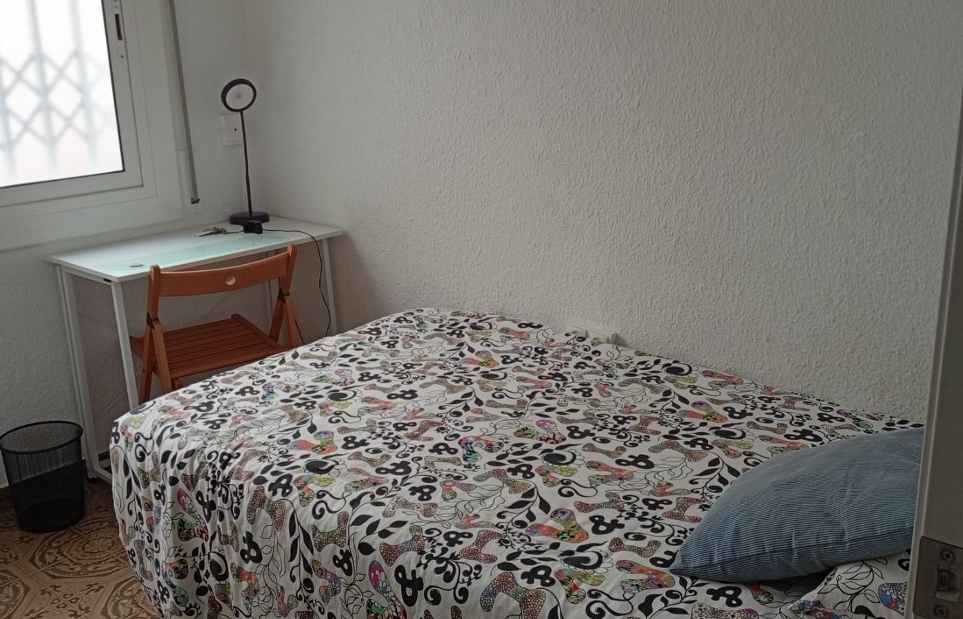 Imagen de 'alquiler de habitaciones en barcelona, begues | convivencia intergeneracional'