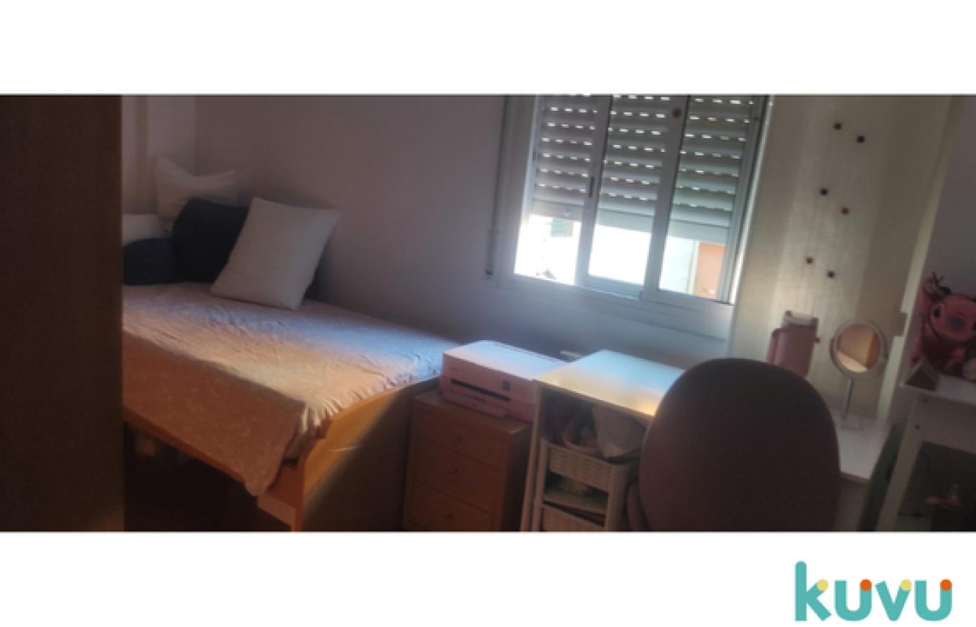 Imagen de 'alquiler de habitaciones en barcelona, granollers | convivencia intergeneracional'