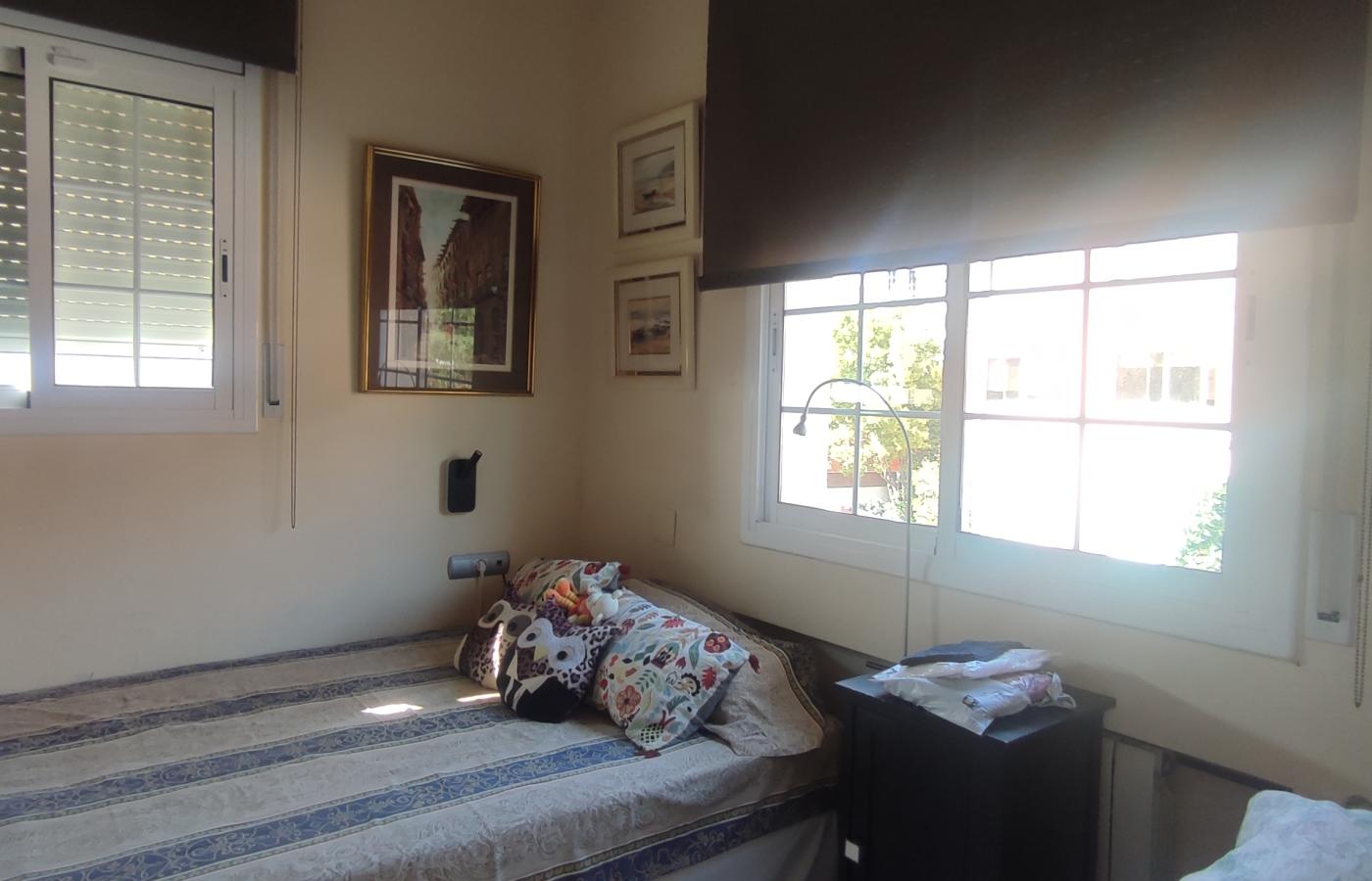 Imagen de 'alquiler de habitaciones en barcelona, ametlla del vallès, l' | convivencia intergeneracional'