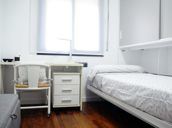 Imagen de una habitación al exterior con baño propio
